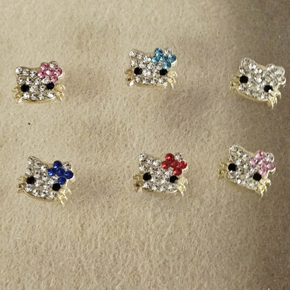 NWT 6pcs HELLO KITTY HEADS GOLD BLING NAIL ART CHARMS! - Picture 5 of 10